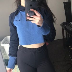 Cropped Nike Hoodie